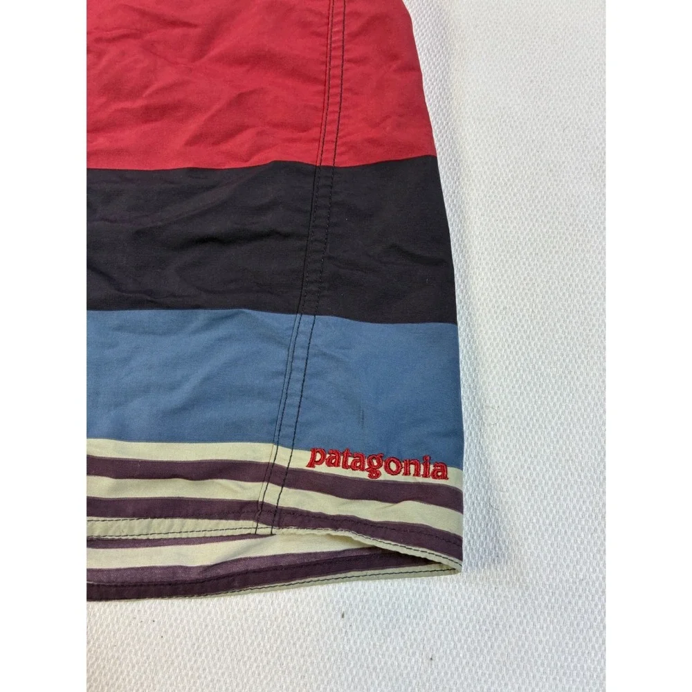 Patagonia Mens 36 Board Shorts‎ Striped Red Navy Blue Surf Swim Trunks 9 Inseam
